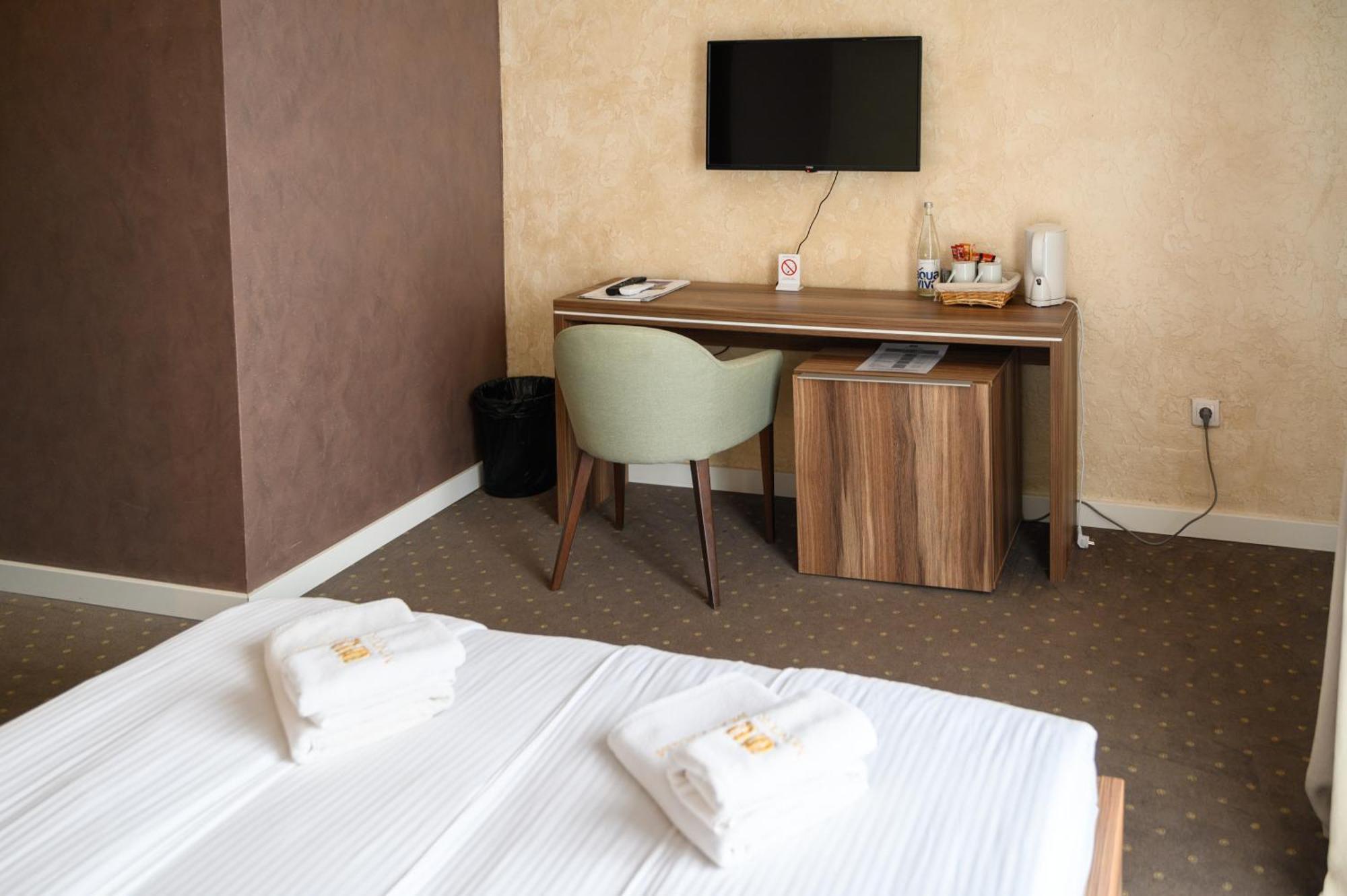 Mv Monogram Hotel Indija Luaran gambar