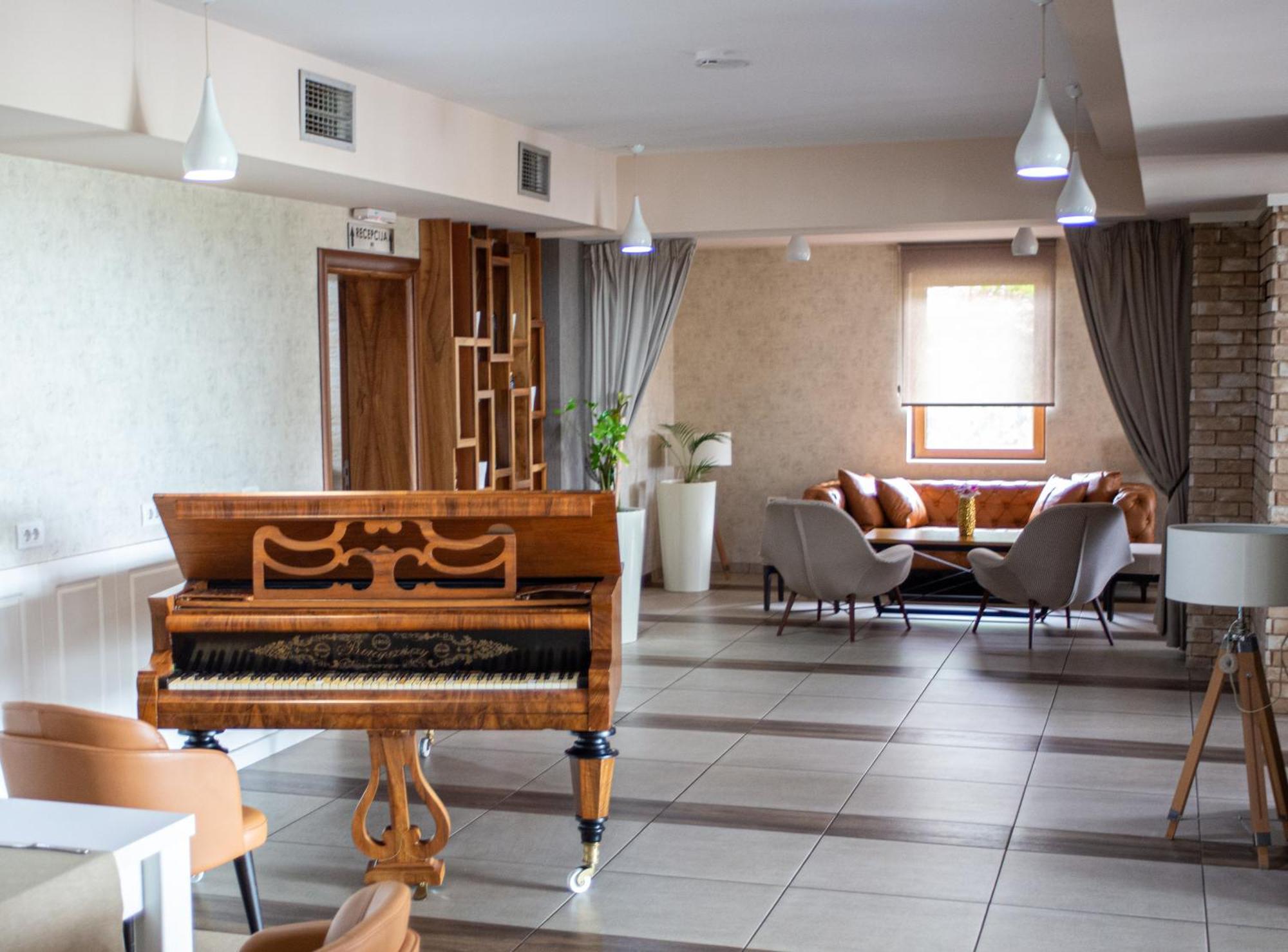 Mv Monogram Hotel Indija Luaran gambar