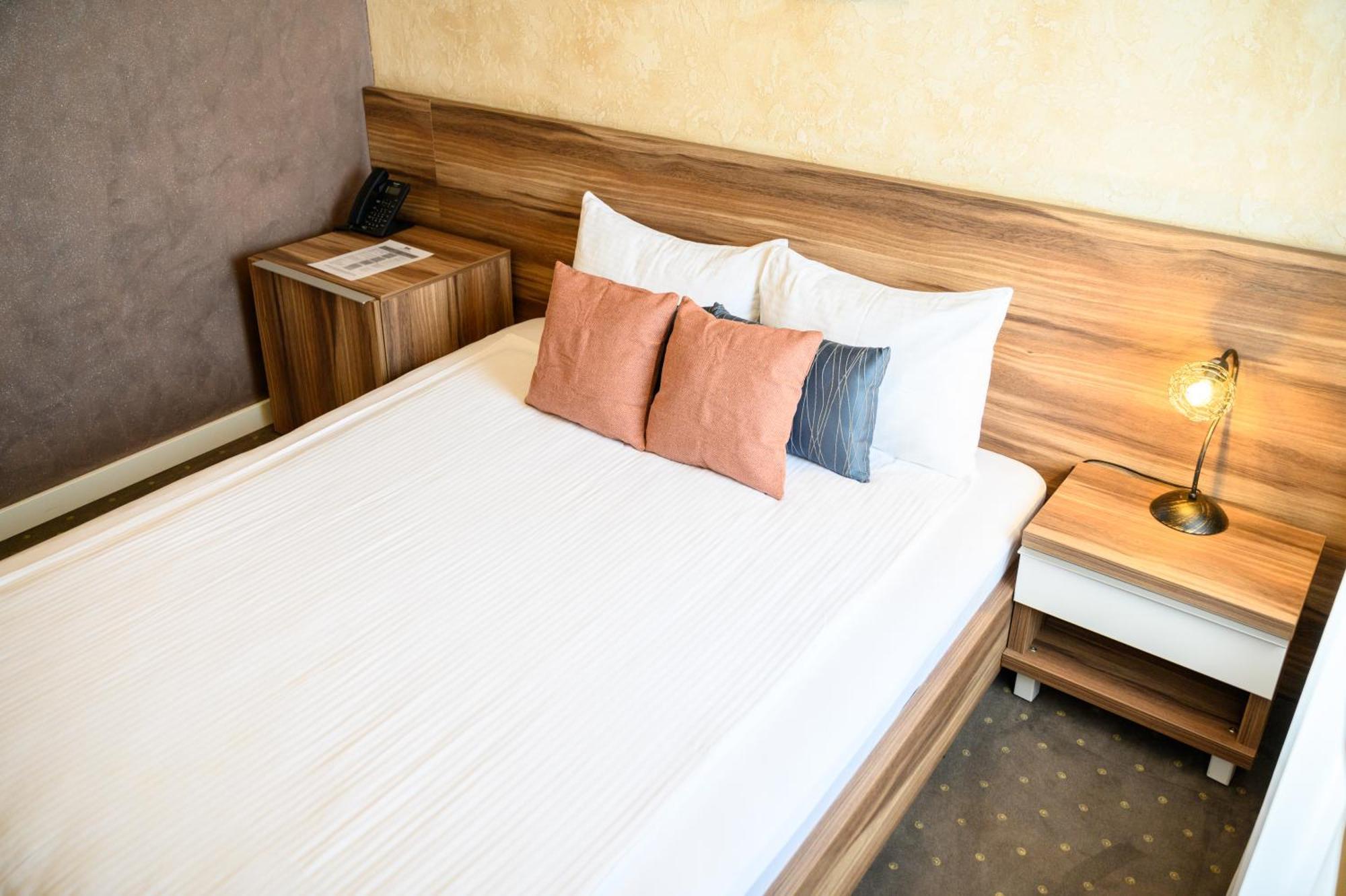 Mv Monogram Hotel Indija Luaran gambar